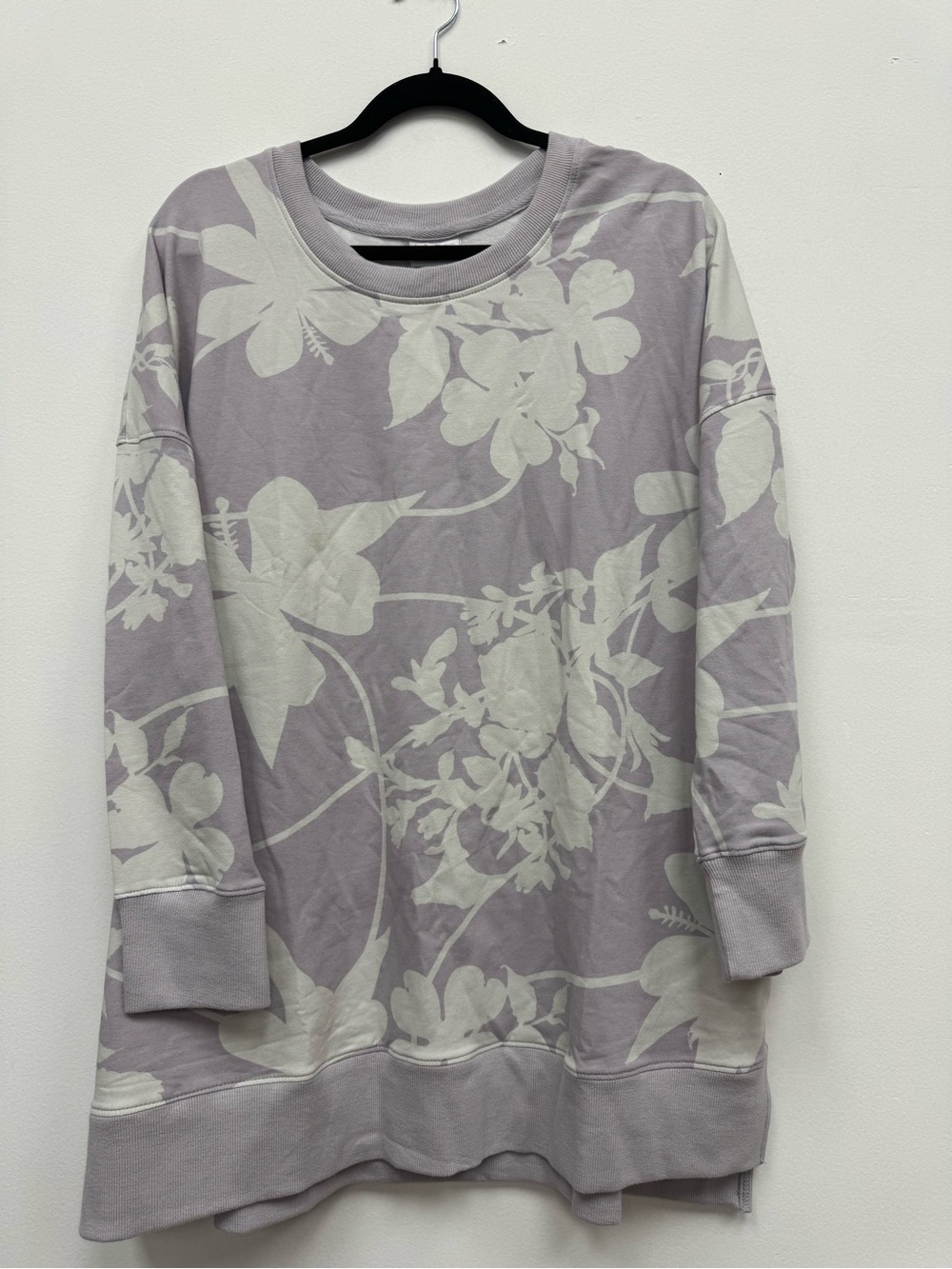 LuLaRoe Lavender Floral Crewneck Sweatshirt